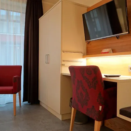 Hoeger's & Restaurant Hotel