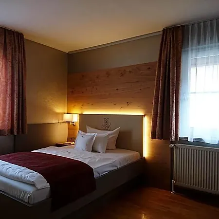 Hotell Höger's Hotel&restaurant 4*