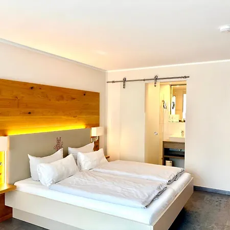 Hoeger's & Restaurant Hotel 4*