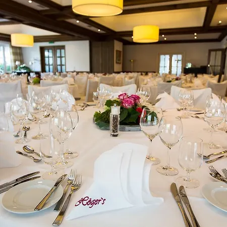 호텔 Hoeger's & Restaurant 4*