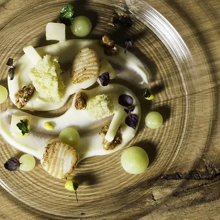 Hoger's & Restaurant 4*