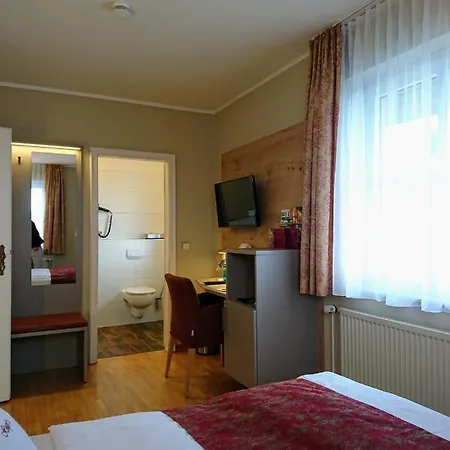 Hoeger's & Restaurant 4*